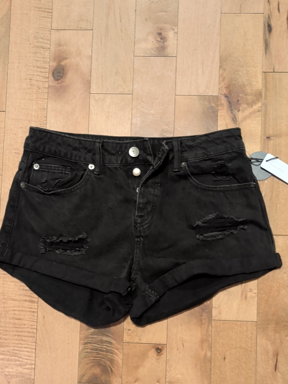 Amuse Society Jean Shorts. NWT